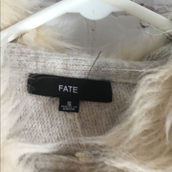 Faux Fur Sweater Zip Up Hooded - Picture 11 of 14